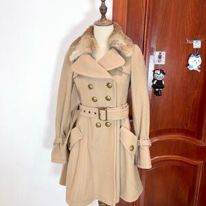Rare Burberry Vintage Camel Wool Coat Detachable Fur Collar